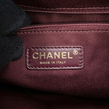 Load image into Gallery viewer, CHANEL Matelasse CC Logo Chain Tote Black Leather
