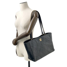 将图像加载到图库查看器中，CHANEL Matelasse Shopping Tote Bag BlackAS3537 Calf Leather
