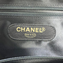 将图像加载到图库查看器中，CHANEL Supermodel Chain Tote BlackA01992 Caviar Leather
