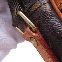 将图像加载到图库查看器中，LOUIS VUITTON Danube BrownM45266 Monogram
