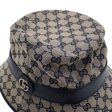 将图像加载到图库查看器中，GUCCI GG Canvas bucket hat Size XL Beige/Navy576587 Polyester68% Cotton16% Nylon16%
