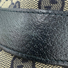 Load image into Gallery viewer, GUCCI GG Canvas bucket hat Size XL Beige/Navy576587 Polyester68% Cotton16% Nylon16%
