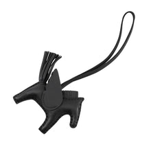 将图像加载到图库查看器中，HERMES Rodeo Pegasus So Black Lambskin Size PM
