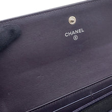 Load image into Gallery viewer, CHANEL CC Logo Long Flap Wallet PurpleA50070 Caviar Leather
