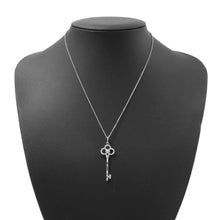 将图像加载到图库查看器中，TIFFANY&amp;Co. Crown Key Necklace Size Mini60010880 18K White Gold
