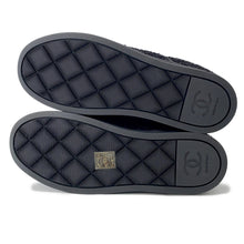 Load image into Gallery viewer, CHANEL Back Logo Low-Cut Sneakers BlackG45712 pile Size 37C
