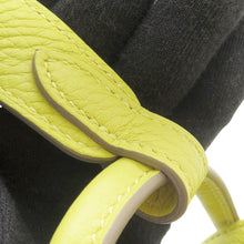 Load image into Gallery viewer, HERMES Lindy Lime Taurillon Clemence Size Mini
