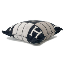 将图像加载到图库查看器中，HERMES Avalon 3 Cushion Size PM/Approximately19.7&quot; Ecru/Black Wool 90% Cashmere10%
