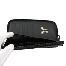 将图像加载到图库查看器中，LOUIS VUITTON Zippy wallet Vertical NoirM69047 Taurillon Leather/Monogram・Pattern
