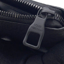 将图像加载到图库查看器中，LOUIS VUITTON Zippy wallet Vertical NoirM69047 Taurillon Leather/Monogram・Pattern
