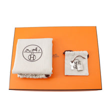 Load image into Gallery viewer, HERMES Picotin Lock Blue Tie Taurillon Clemence Size PM
