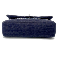 将图像加载到图库查看器中，CHANEL Matelasse W flap ChainShoulder NavyA01112 Tweed Denim Leather
