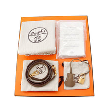 Load image into Gallery viewer, HERMES Kelly Retourne Etoupe Togo Leather Size 25
