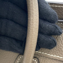 Load image into Gallery viewer, CELINE Luggage shopper Suri168243 Leather Size Nano
