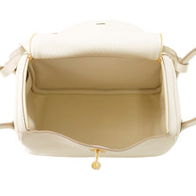 Load image into Gallery viewer, HERMES Lindy Craie Taurillon Clemence Size 26
