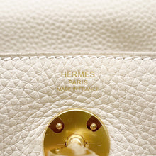 Load image into Gallery viewer, HERMES Lindy Craie Taurillon Clemence Size 26
