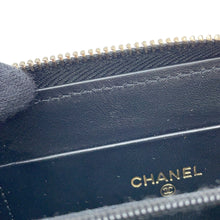 将图像加载到图库查看器中，CHANEL Matelasse Classic Zip Coin Purse BlackAP4341 Caviar Leather/Rhinestone
