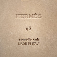 Load image into Gallery viewer, HERMES Izmir Sandals Gold Leather Size 43
