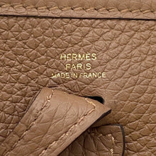 Load image into Gallery viewer, HERMES Evelyne Halzan Taurillon Clemence Size TPM
