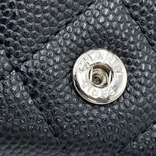 将图像加载到图库查看器中，CHANEL Matelasse CHANEL19/Disneuf Small Flap Wallet BlackAP3711 Caviar Leather
