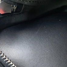 将图像加载到图库查看器中，Valentino Garavani VLTN Crossbody Bag BlackTY2B0719WJW Leather
