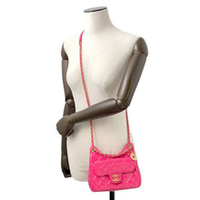 Load image into Gallery viewer, CHANEL Matelasse Hobo Bag PinkAS4323 Leather
