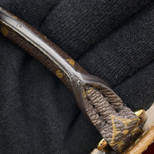 Load image into Gallery viewer, LOUIS VUITTON Onthego RedM46373 Monogram Monogram Reverse Canvas Monogram Giant Size PM
