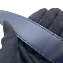 将图像加载到图库查看器中，Valentino Garavani VLTN Crossbody Bag Navy Leather
