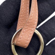 将图像加载到图库查看器中，Christian Louboutin Bag Charm Jasmin Flower Leather
