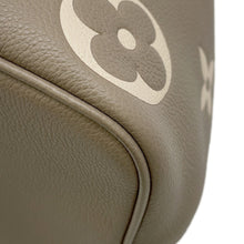 将图像加载到图库查看器中，LOUIS VUITTON Neonoe Tourterelle claimM45555 Bicolor Monogram Empreinte Leather Size MM
