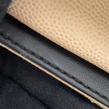 将图像加载到图库查看器中，CHANEL CC Bucket Black/BeigeA93354 Caviar Leather
