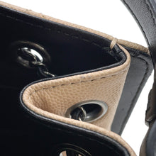 将图像加载到图库查看器中，CHANEL CC Bucket Black/BeigeA93354 Caviar Leather
