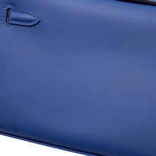 将图像加载到图库查看器中，HERMES PochetteKelly Blue Tie Swift Leather
