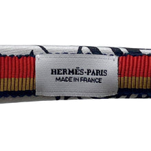 Load image into Gallery viewer, HERMES Elsa Zig Zag Headband Black Silk Twill

