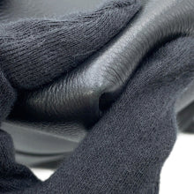 将图像加载到图库查看器中，The Row Terrace Shoulder Bag BlackW1292 Leather
