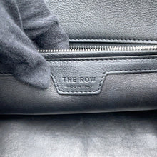 将图像加载到图库查看器中，The Row Terrace Shoulder Bag BlackW1292 Leather
