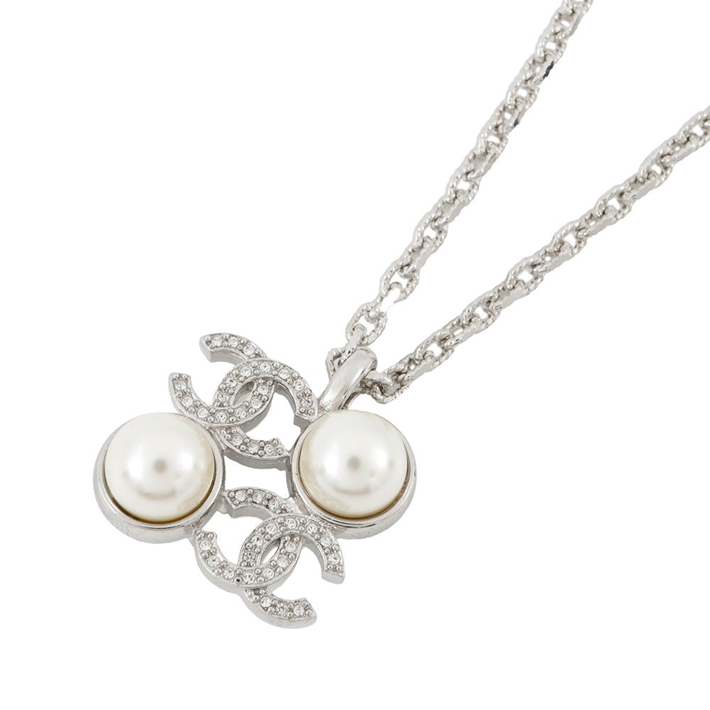 CHANEL CC Logo Faux Pearl Necklace Silver Metal Faux Pearl Rhinestone