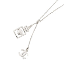 将图像加载到图库查看器中，CHANEL CC Logo Strass Necklace Silver/Blue Metal Rhinestone
