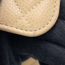 将图像加载到图库查看器中，CHANEL Matelasse W Flap ChainShoulder Bag BeigeA01113 Caviar Leather Size 23
