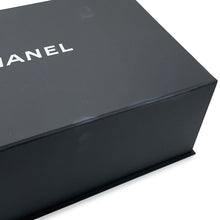 将图像加载到图库查看器中，CHANEL Matelasse W Flap ChainShoulder Bag BeigeA01113 Caviar Leather Size 23
