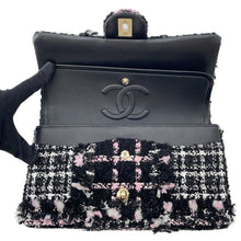 将图像加载到图库查看器中，CHANEL Matelasse ChainShoulder Bag Black/White/PinkA01112 Tweed Lambskin Sequins Size 25
