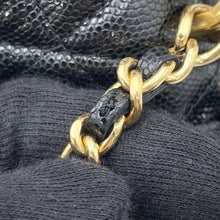 将图像加载到图库查看器中，CHANEL Matelasse Chain Bucket Bag BlackAP3022 Caviar Leather
