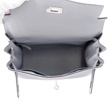Load image into Gallery viewer, HERMES Kelly Retourne Green Pantan Togo Leather Size 28
