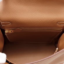 将图像加载到图库查看器中，HERMES Kelly Retourne sewing Gold Togo Leather Size 25

