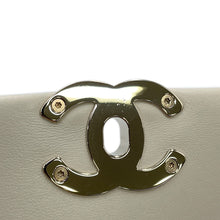 Load image into Gallery viewer, CHANEL Matelasse ChainShoulder Off-whiteAS2318 Calf Leather
