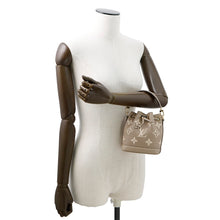 将图像加载到图库查看器中，LOUIS VUITTON Nano Noe Tourterelle claimM46291 Bicolor Monogram Empreinte Leather
