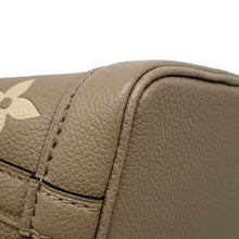 将图像加载到图库查看器中，LOUIS VUITTON Nano Noe Tourterelle claimM46291 Bicolor Monogram Empreinte Leather
