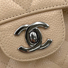 Load image into Gallery viewer, CHANEL Matelasse W Flap ChainShoulder Bag BeigeA01112 Caviar Leather Size 25
