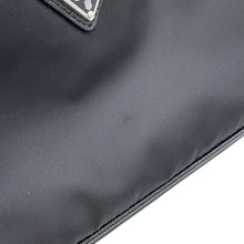 将图像加载到图库查看器中，PRADA Re-Edition 2005 Re-Nylon Shoulder Bag Black1BH204 Nylon
