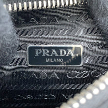 将图像加载到图库查看器中，PRADA Re-Edition 2005 Re-Nylon Shoulder Bag Black1BH204 Nylon
